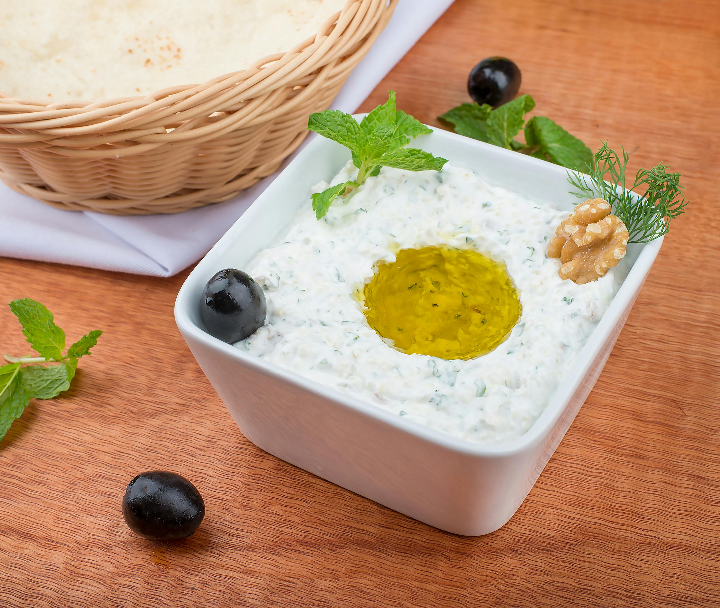 www.cretancorner.gr_olive oil_tzatziki tzatziki authentic tzatziki traditional Greek tzatziki homemade tzatziki