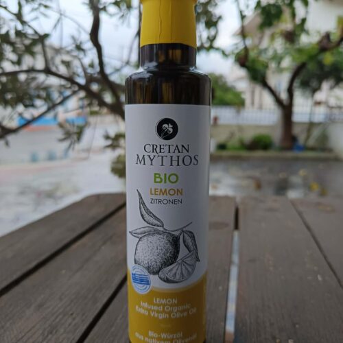 Βιολογικό Λαδολέμονο Εξαιρετικό Παρθένο Ελαιόλαδο Λεμονάτο Λάδι Βιολογικό Ελαιόλαδο Κρητικό Ελαιόλαδο Ελαιόλαδο με Λεμόνι Λαδολέμονο Φυσικό Λαδολέμονο Βιολογική Καλλιέργεια Γεύση Κρήτης In English: Organic Lemon Infused Olive Oil Extra Virgin Olive Oil Lemon Olive Oil Organic Olive Oil Cretan Olive Oil Lemon Infused Oil Natural Lemon Oil Organic Farming Cretan Flavors Premium Olive Oil